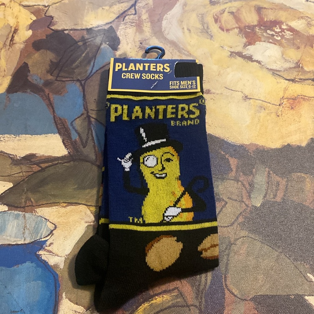 1 Pair of Crew Socks